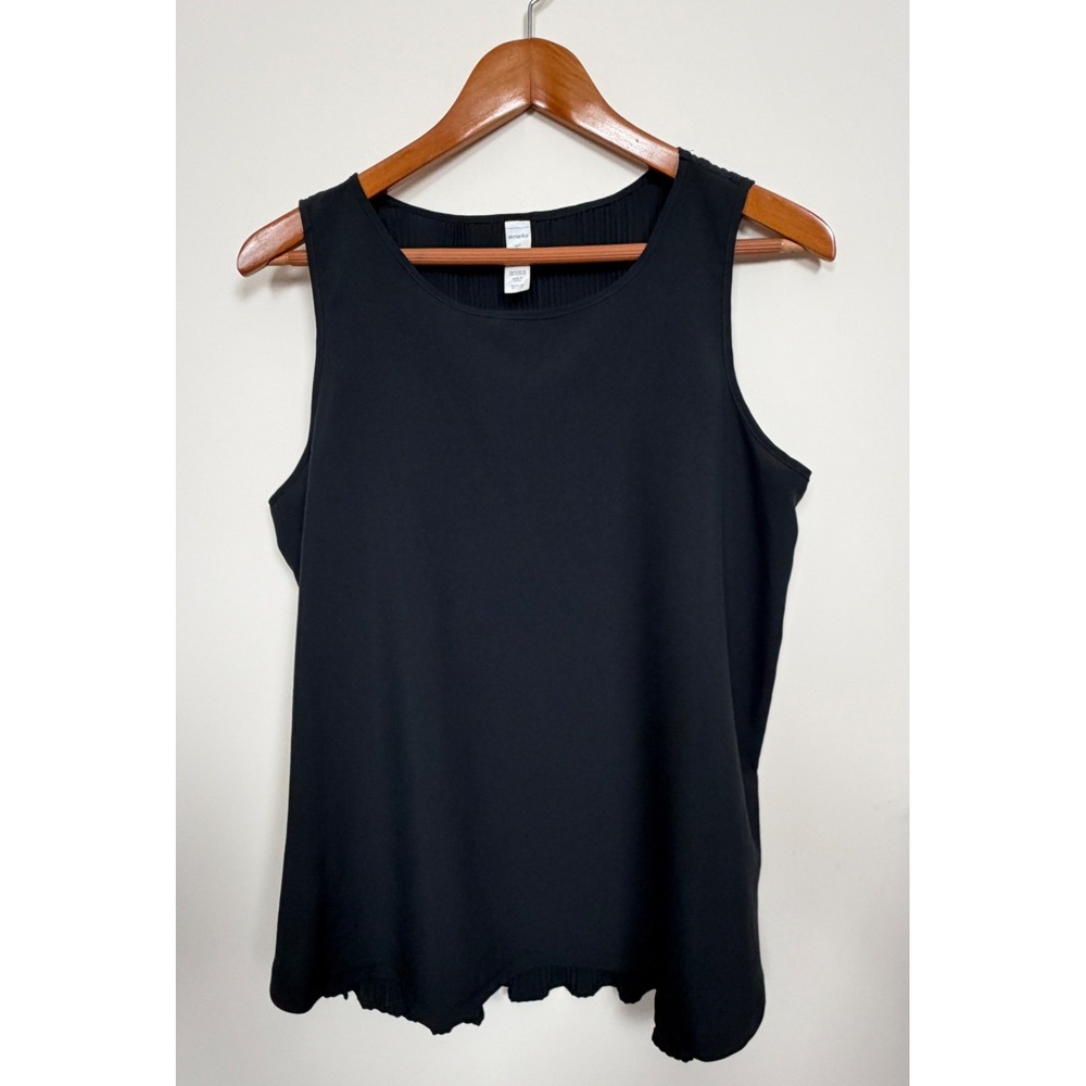 Marika Plisse Pleated Tank Top Women's L Black Sleeveless Athletic Ruffle